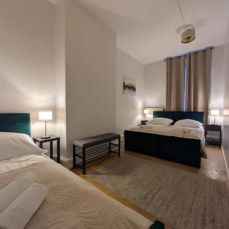 110 Qm With 3 Bedrooms Very Cetral Location 1 To 10 Guests Apartman München