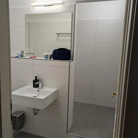 Large 110 Qm In Very Cetral Location 1 To 12 Guests * Munich