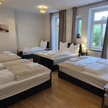 Apartment Large 110 Qm In Very Cetral Location 1 To 12 Guests Munich