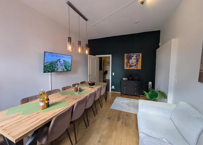 110 Qm With 3 Bedrooms Very Cetral Location 1 To 10 Guests דירה מינכן