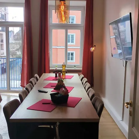 Apartament 110 Qm With 3 Bedrooms Very Cetral Location 1 To 10 Guests